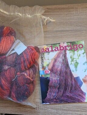 Malabrigo Book & Rasta Yarn - Archangel super bulky yarn Color 850 Pure Merino